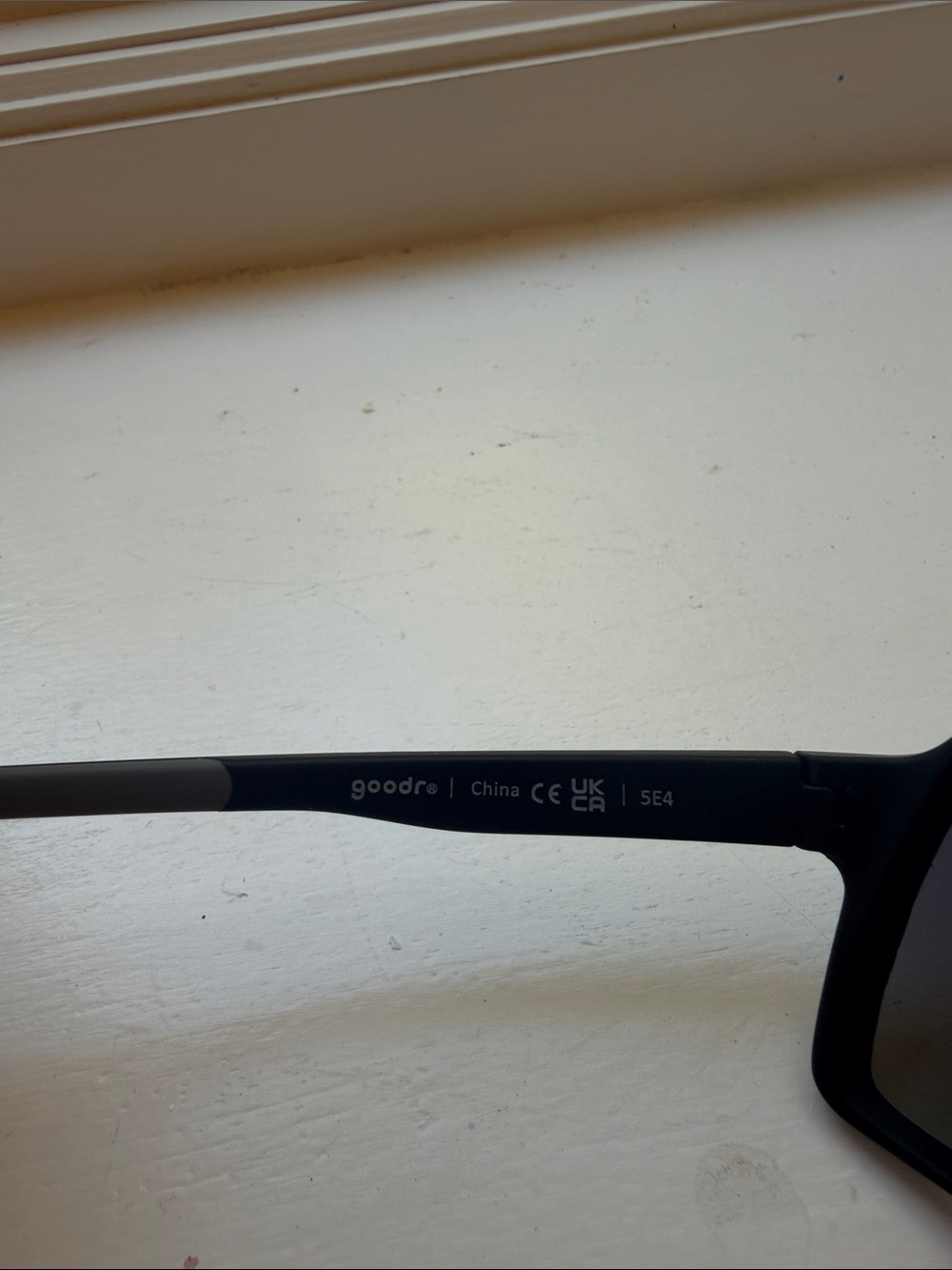 goodr unisex Black Sunglasses - Picture 4 of 5